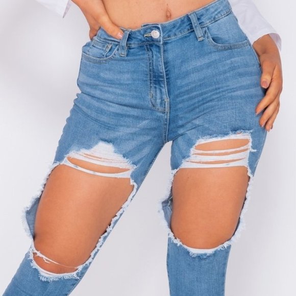 SALE🎉Extreme Distressed High Wasted Skinny Jeans - Picture 2 of 4